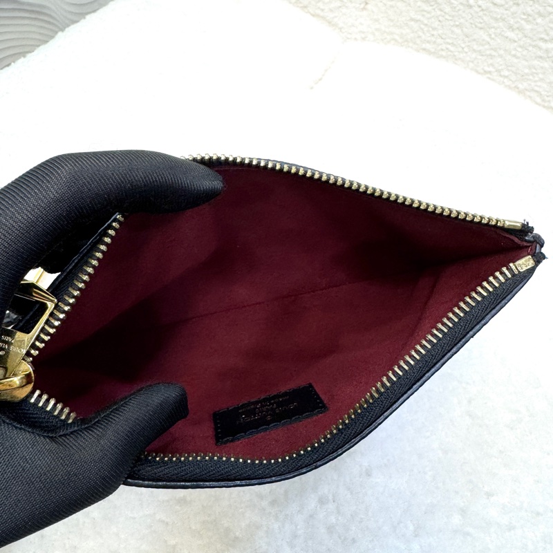 路易威登水桶包 Louis Vuitton NeoNoe MM 黑拼米牛皮✨熊貓配色經典款 斜背肩背兩用 M45497-26