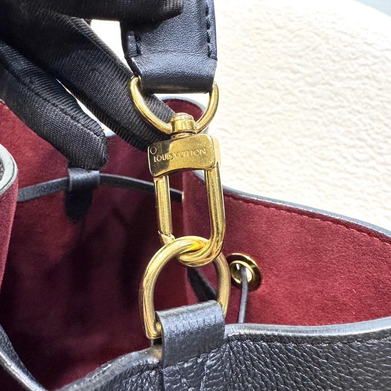 路易威登水桶包 Louis Vuitton NeoNoe MM 黑拼米牛皮✨熊貓配色經典款 斜背肩背兩用 M45497-39
