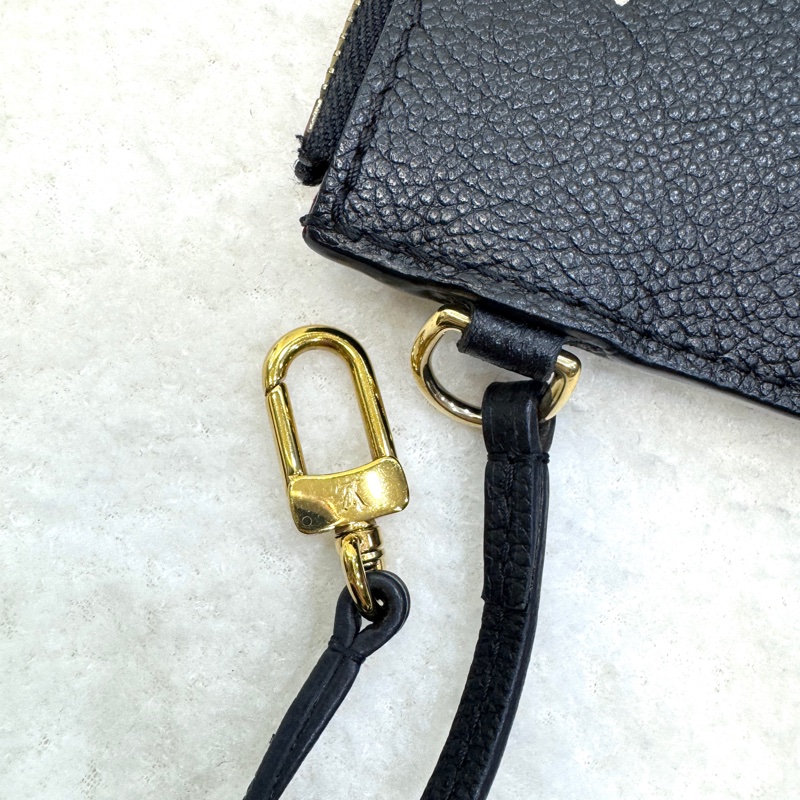 路易威登水桶包 Louis Vuitton NeoNoe MM 黑拼米牛皮✨熊貓配色經典款 斜背肩背兩用 M45497-45