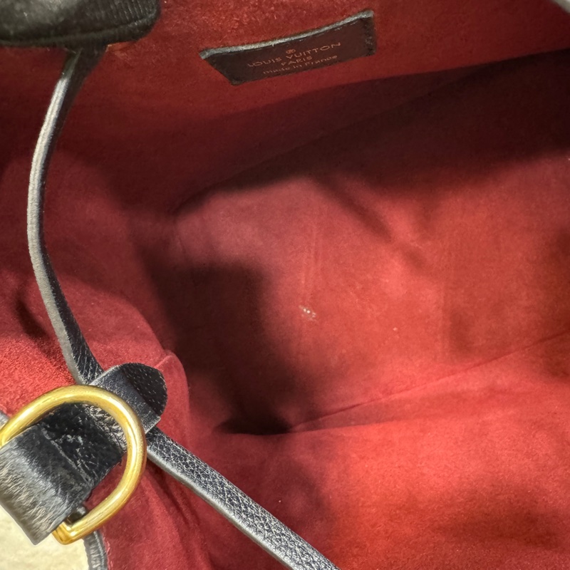 路易威登水桶包 Louis Vuitton NeoNoe MM 黑拼米牛皮✨熊貓配色經典款 斜背肩背兩用 M45497-46