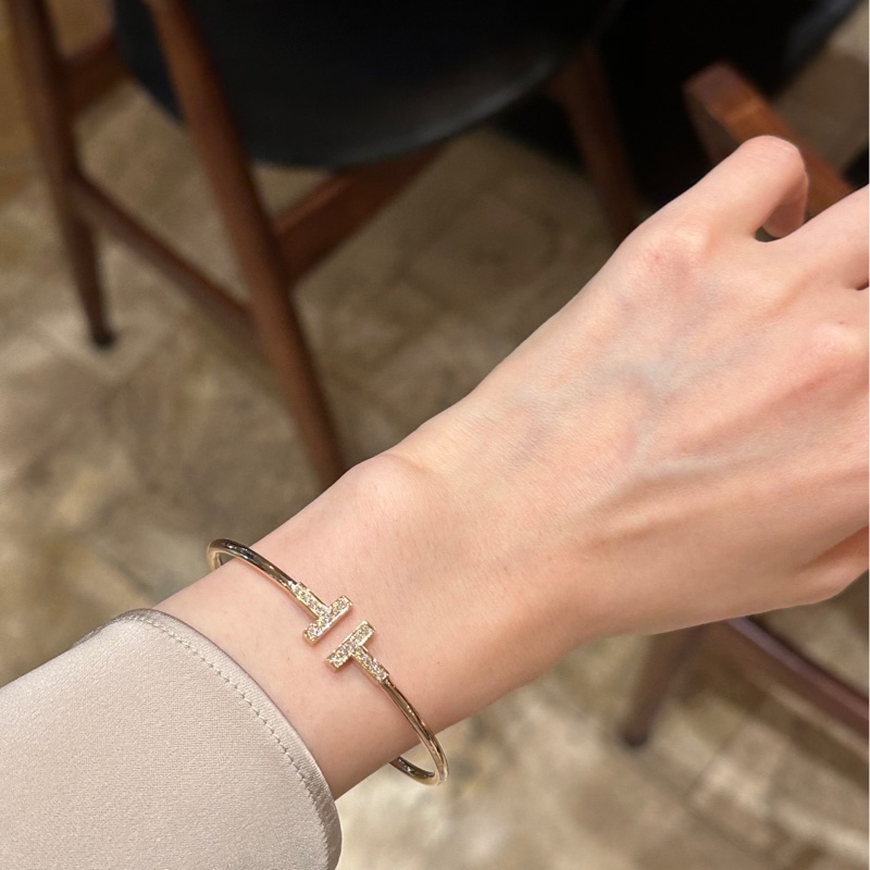 Tiffany/蒂芙尼 T系列 18K玫瑰金 鑲鑽線圈手鐲-5