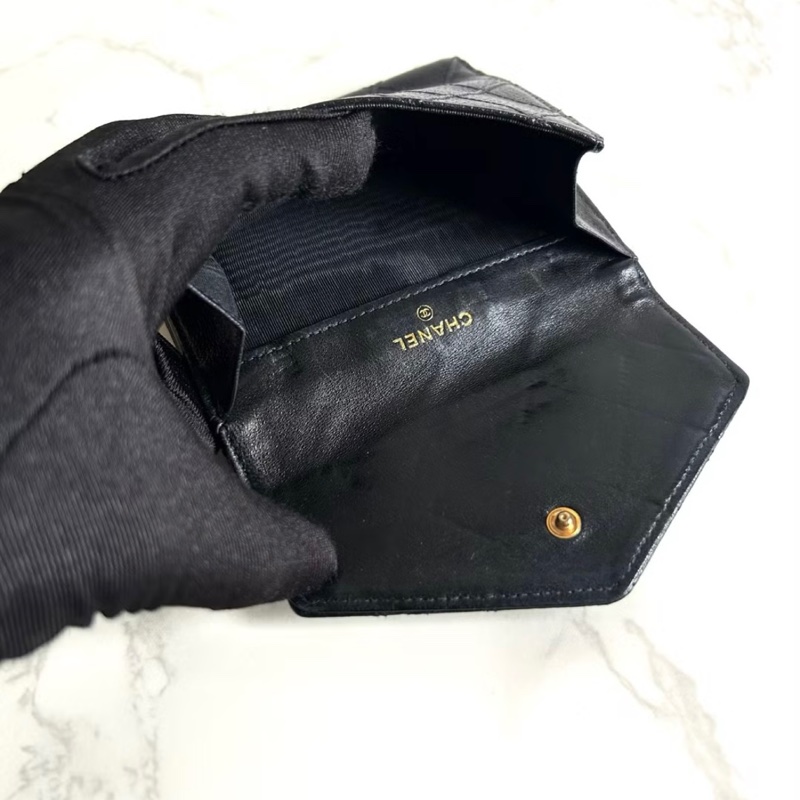 Chanel Vintage 中古雙面魚子醬皮革黑色短夾-3