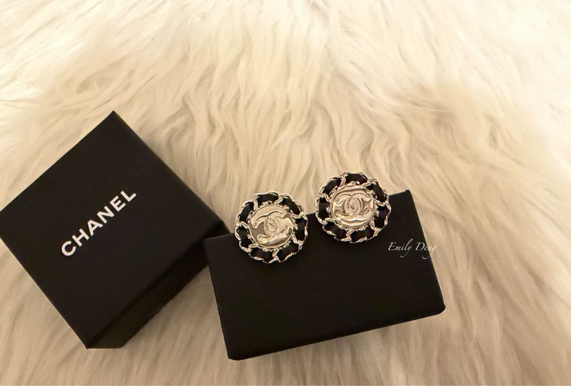 Chanel 圓形皮穿鏈耳環-2