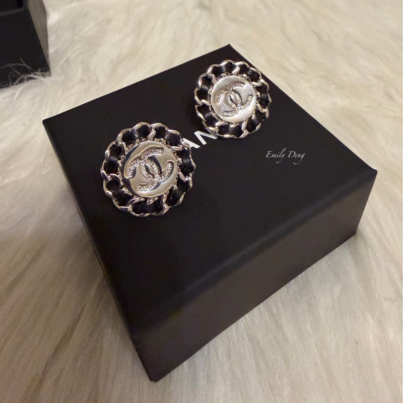 Chanel 圓形皮穿鏈耳環-5