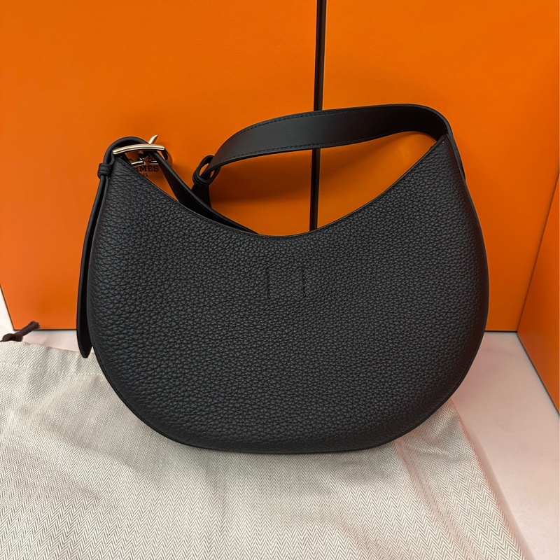 Hermes P'tit Arcon 月亮包 黑金 小號肩背包-2