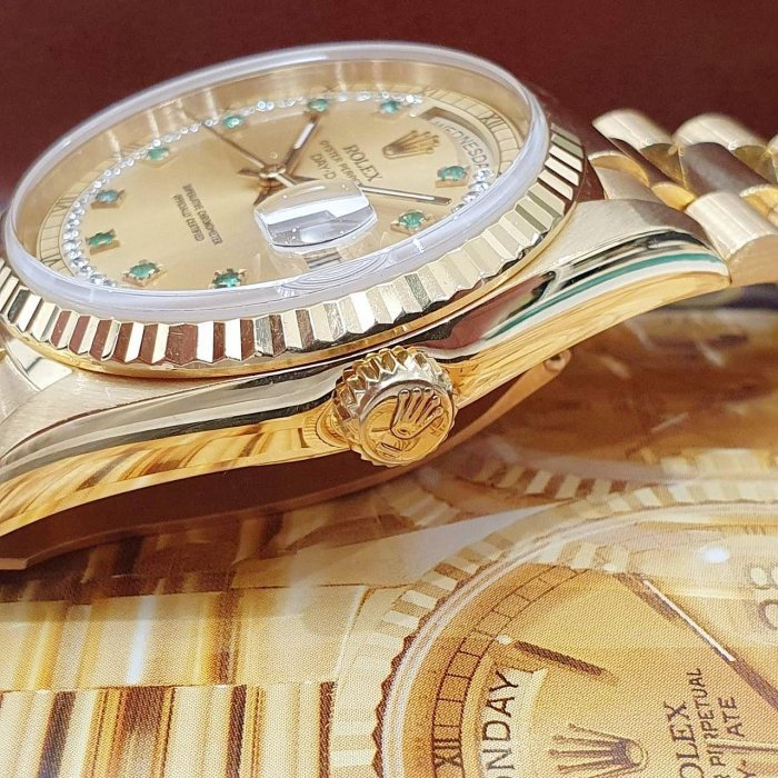 【大眾名錶】ROLEX 勞力士 18238 Day-Date 蠔式18K金 綠寶多層鑽面盤 原面未翻寫 錶徑36mm G130-6