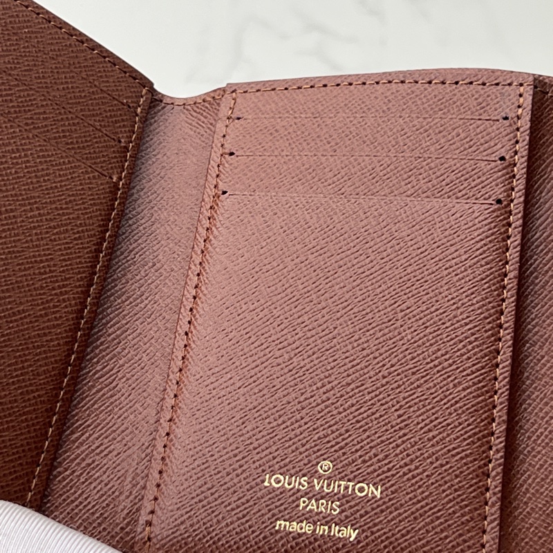 香緹國際精品916 LV 老花短夾 盒裝完整-8