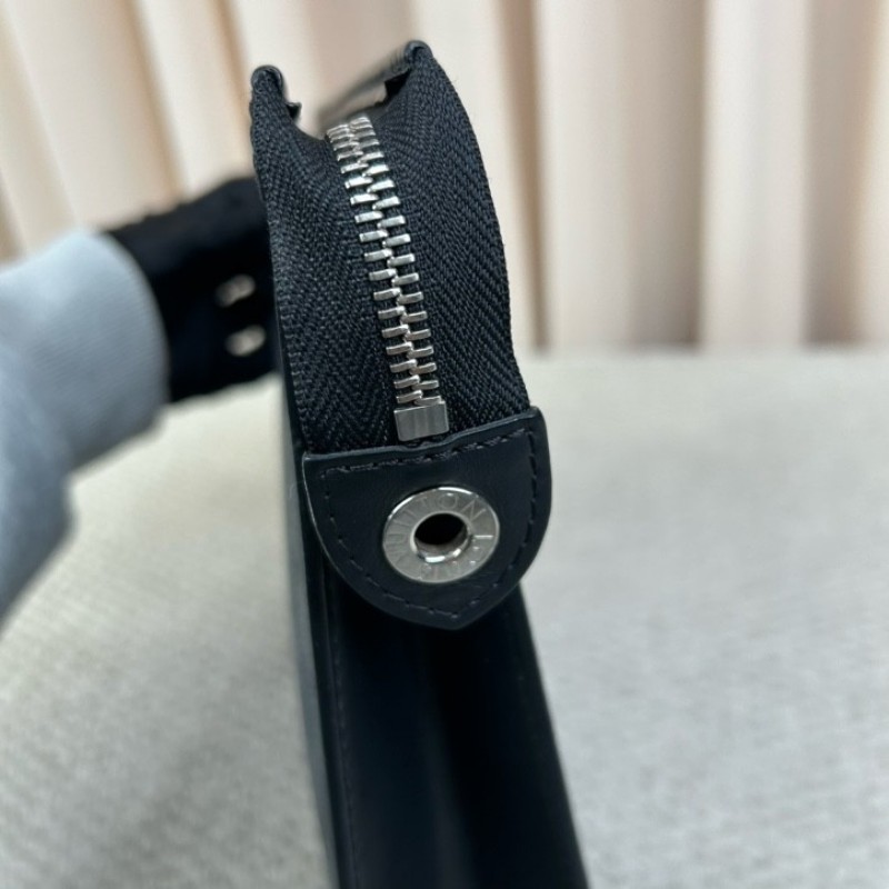 LV路易威登黑色棋盤格手拿包洗漱包 經典棋盤格配黑色皮革 銀色五金 低調奢華 內裡乾淨整潔 容量實用-18