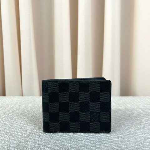 LV路易威登黑色棋盤格短款對折錢包 卡位多 容量實用 日常用很方便