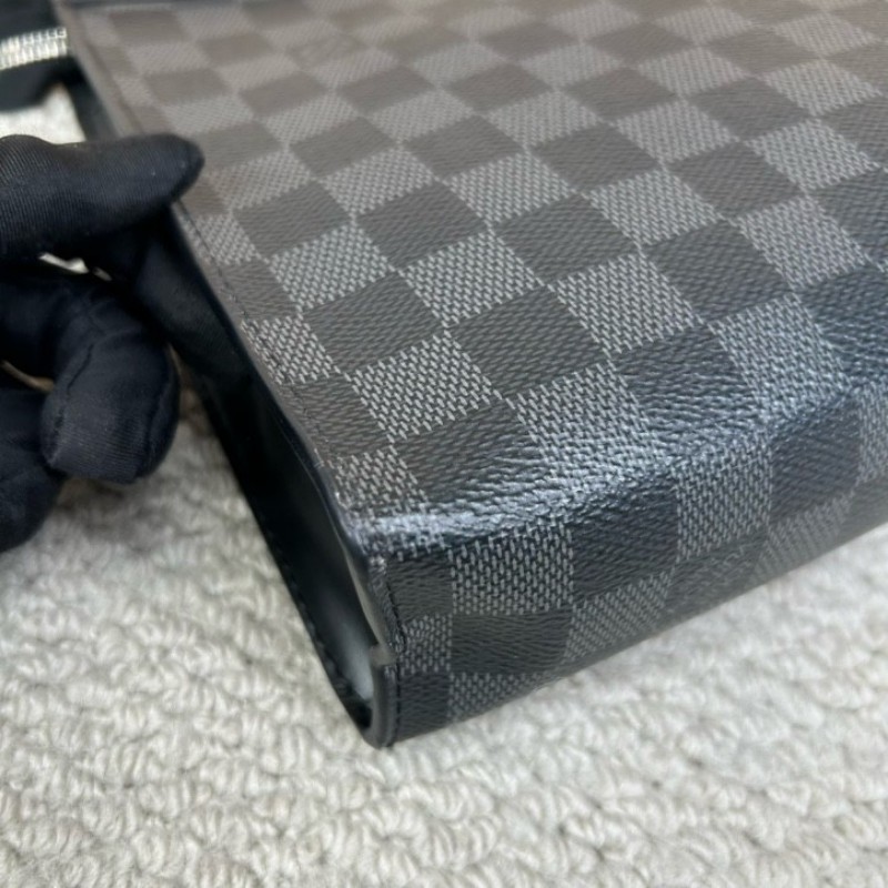 LV路易威登黑色棋盤格手拿包洗漱包 經典棋盤格配黑色皮革 低調奢華 內裡乾淨整潔 容量實用-9