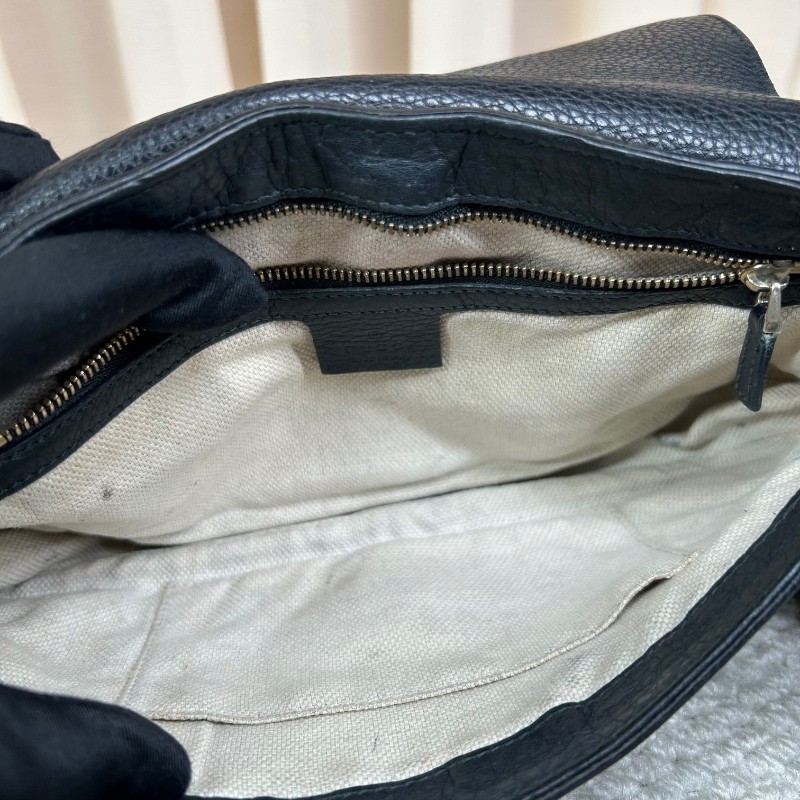 古馳Gucci黑色荔枝紋soho流蘇鏈條包 經典黑色牛皮 鏈條肩帶 可單肩可斜挎 容量實用 日常通勤百搭-9