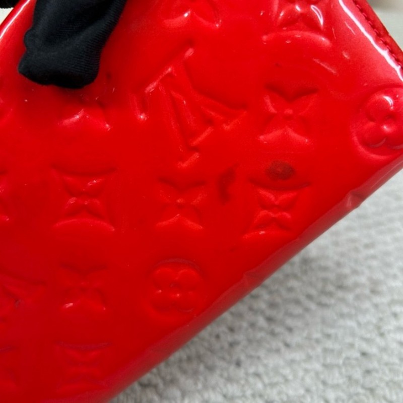 LV路易威登紅色漆皮長款錢包 金色五金 卡位多 容量足 實用性強 顏色亮眼-3