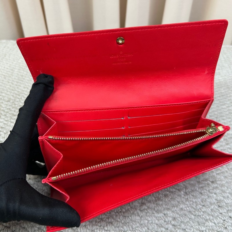 LV路易威登紅色漆皮長款錢包 金色五金 卡位多 容量足 實用性強 顏色亮眼-9