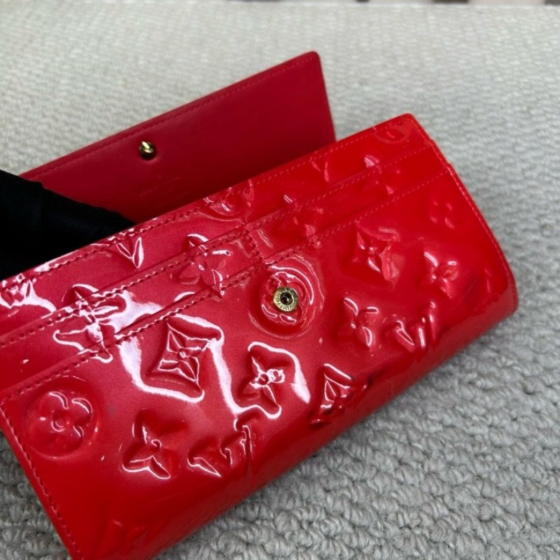 LV路易威登紅色漆皮長款錢包 金色五金 卡位多 容量足 實用性強 顏色亮眼-10