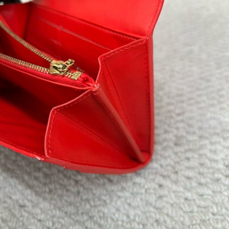 LV路易威登紅色漆皮長款錢包 金色五金 卡位多 容量足 實用性強 顏色亮眼-14