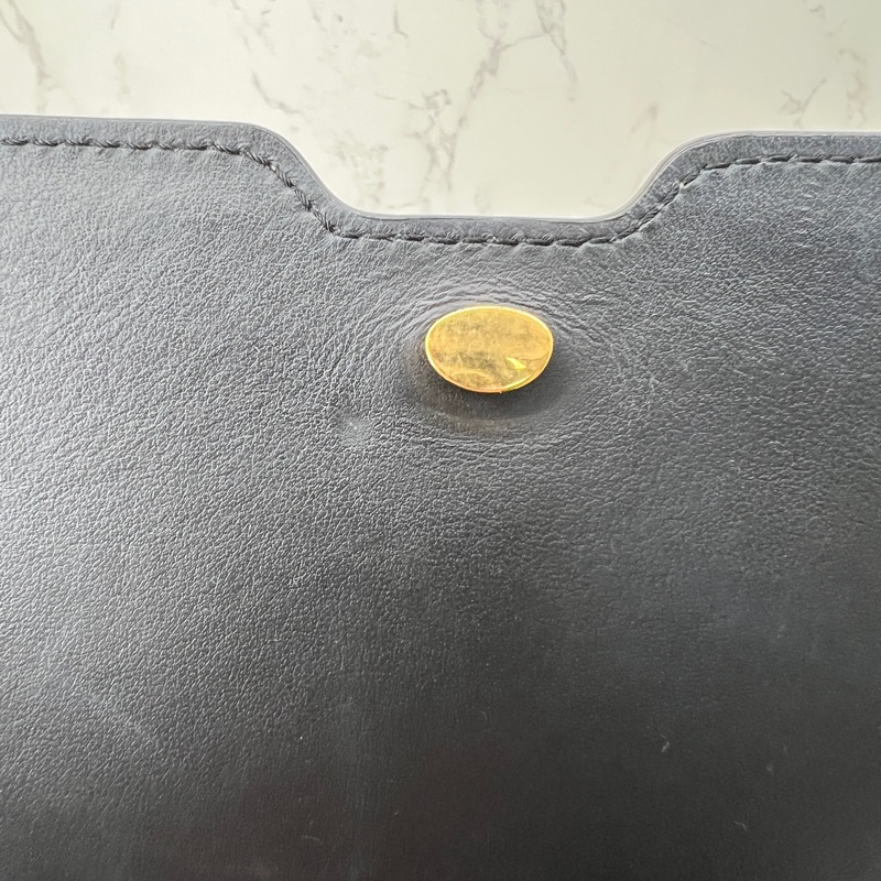 香緹國際精品 920 BURBERRY 肩背包黑金色-13