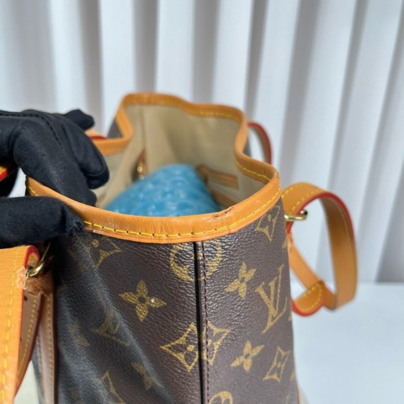 LV路易威登 中古老花水桶包 經典Monogram配色 容量實用 日常通勤出門都很合適-15