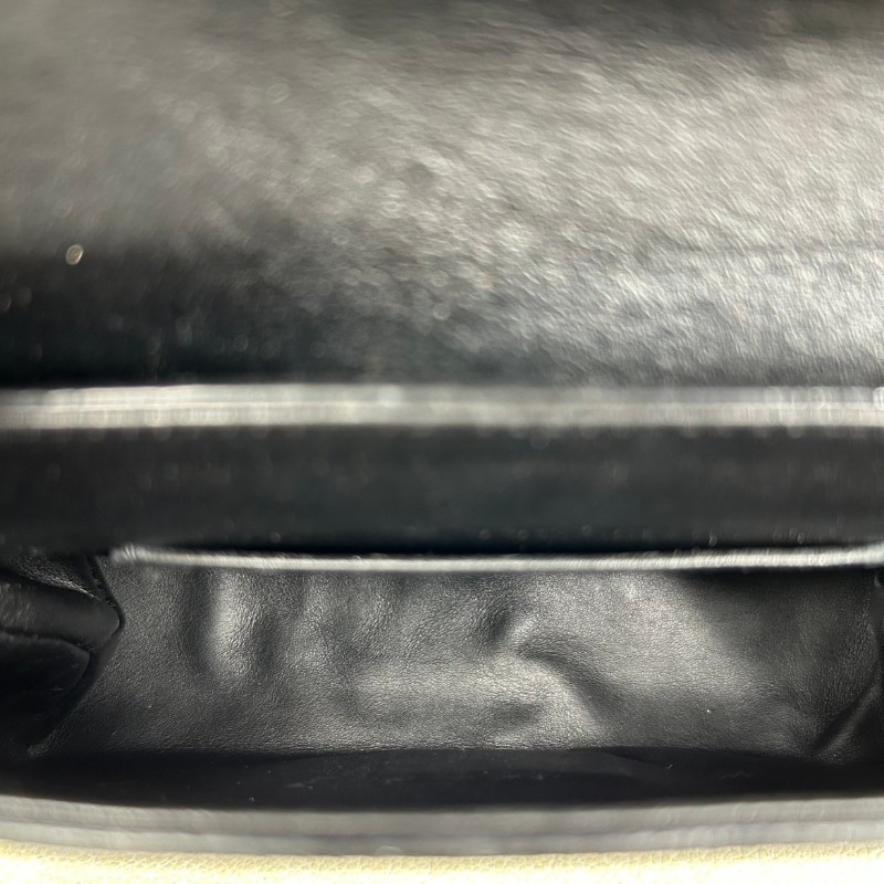 專櫃價2.4折!LV/路易威登 芯片款 早春秀款pochette thelma鎖頭鏈條包 肩帶可調節 單肩斜挎都可-10