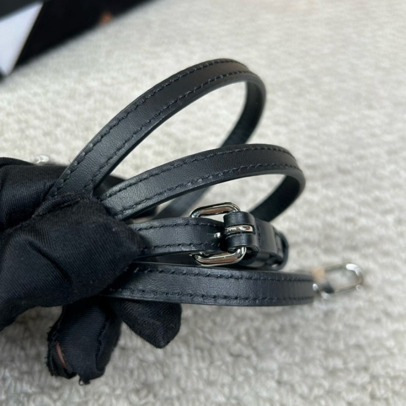 LV路易威登蟒蛇拼皮硬盒子包 黑色邊框 銀色五金 包型板正 有肩帶 可單肩可斜挎 容量實用-11