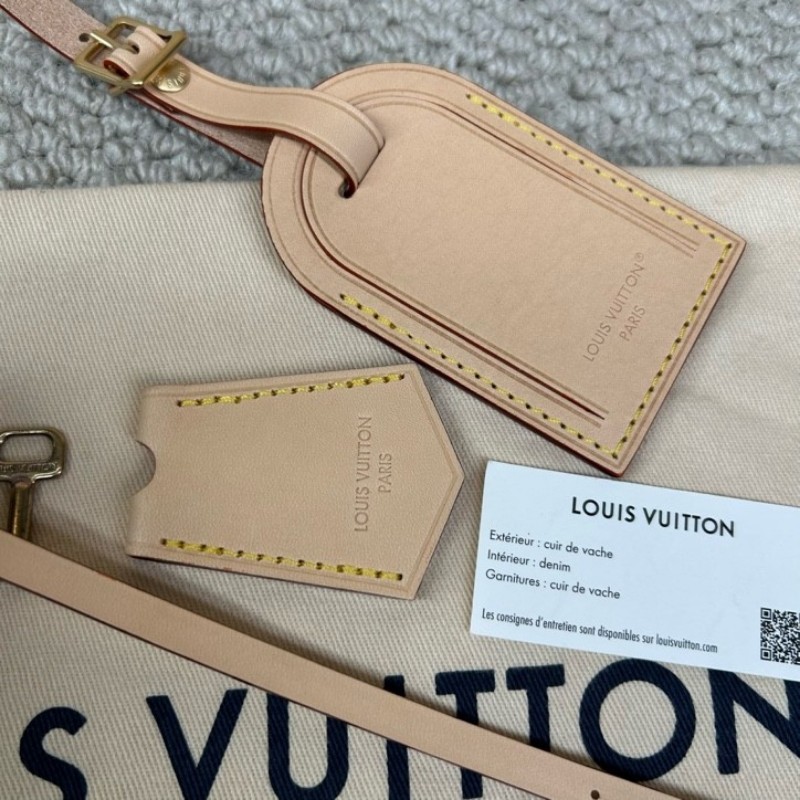 LV路易威登聯名貓貓catogram硬箱包 芯片款 米色老花帆布 金色五金 貓咪挂飾 內裡手繪LV標籤 可單肩可斜挎可手提 容量適中 日常出門很方便-19