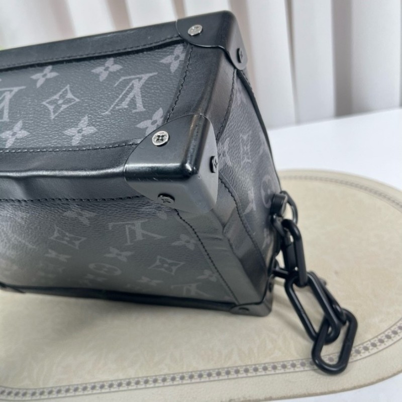 LV路易威登 芯片款 Soft Trunk黑盒子 經典老花 黑色塗層帆布拼牛皮 黑色鏈條肩帶 可單肩可斜挎 容量大 包型立挺-7