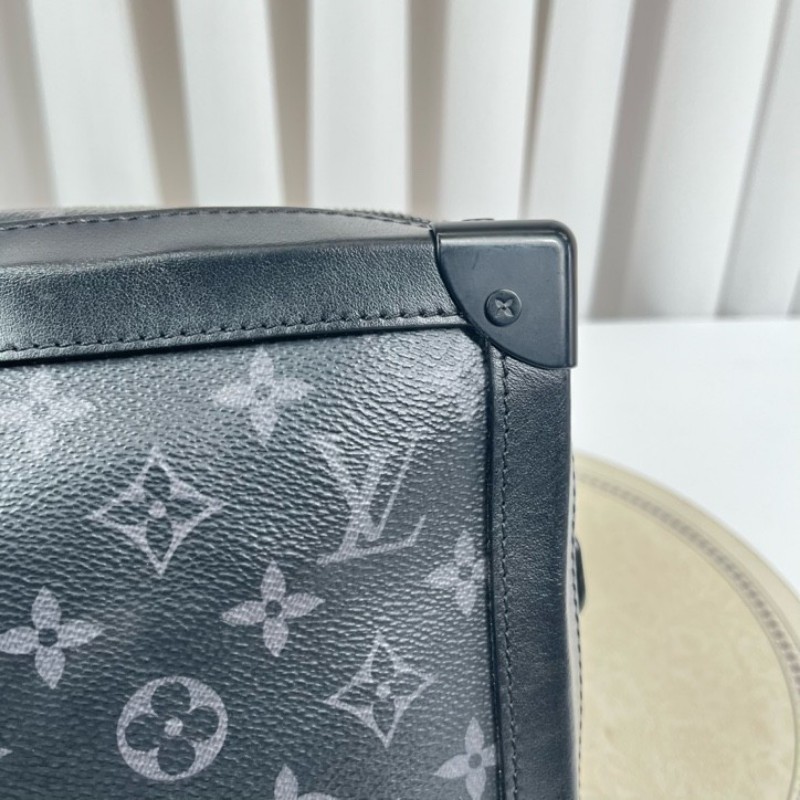 LV路易威登 芯片款 Soft Trunk黑盒子 經典老花 黑色塗層帆布拼牛皮 黑色鏈條肩帶 可單肩可斜挎 容量大 包型立挺-12