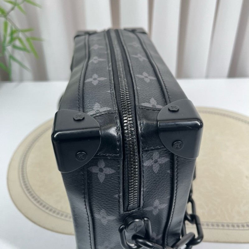 LV路易威登 芯片款 Soft Trunk黑盒子 經典老花 黑色塗層帆布拼牛皮 黑色鏈條肩帶 可單肩可斜挎 容量大 包型立挺-14