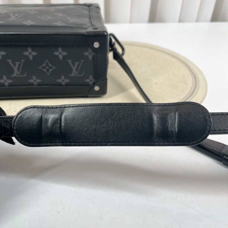 LV路易威登 芯片款 Soft Trunk黑盒子 經典老花 黑色塗層帆布拼牛皮 黑色鏈條肩帶 可單肩可斜挎 容量大 包型立挺-24