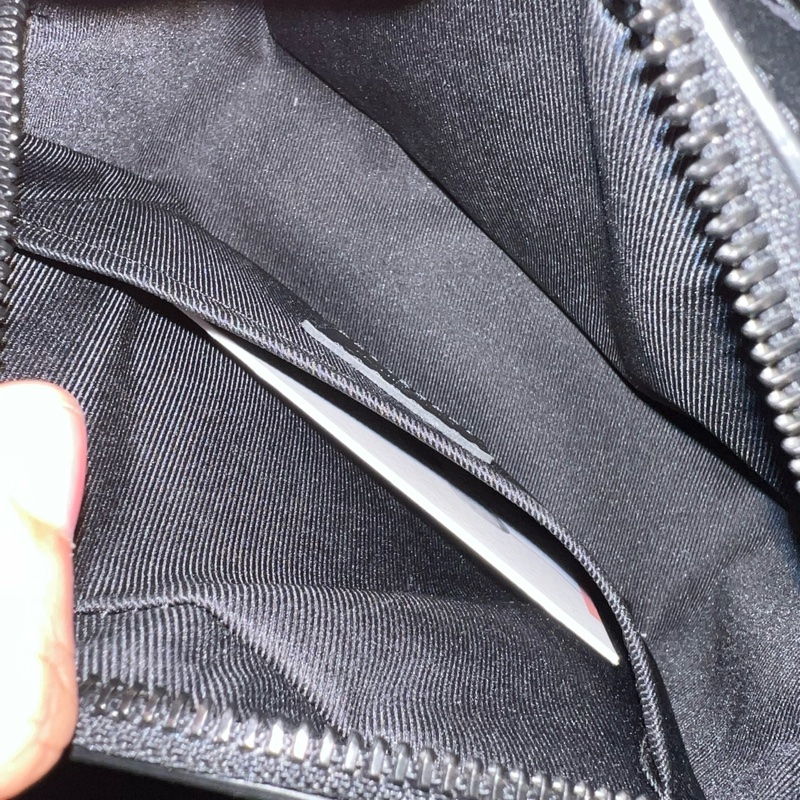 Lv soft trunk 黑盒子包-9