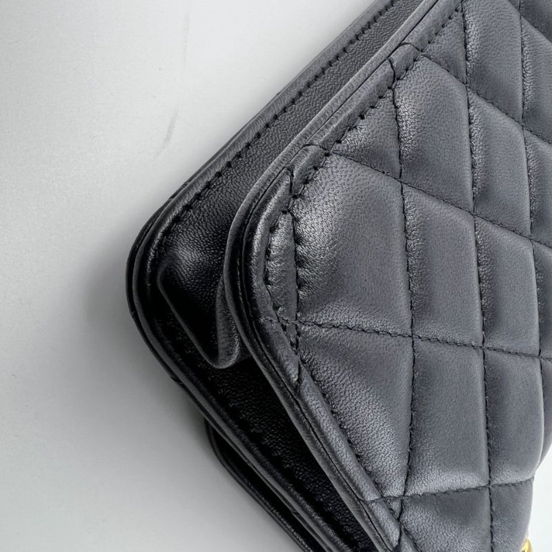 Chanel WOC 鍊條包-8