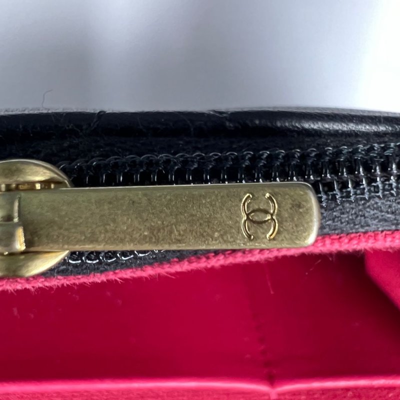 Chanel WOC 鍊條包-17