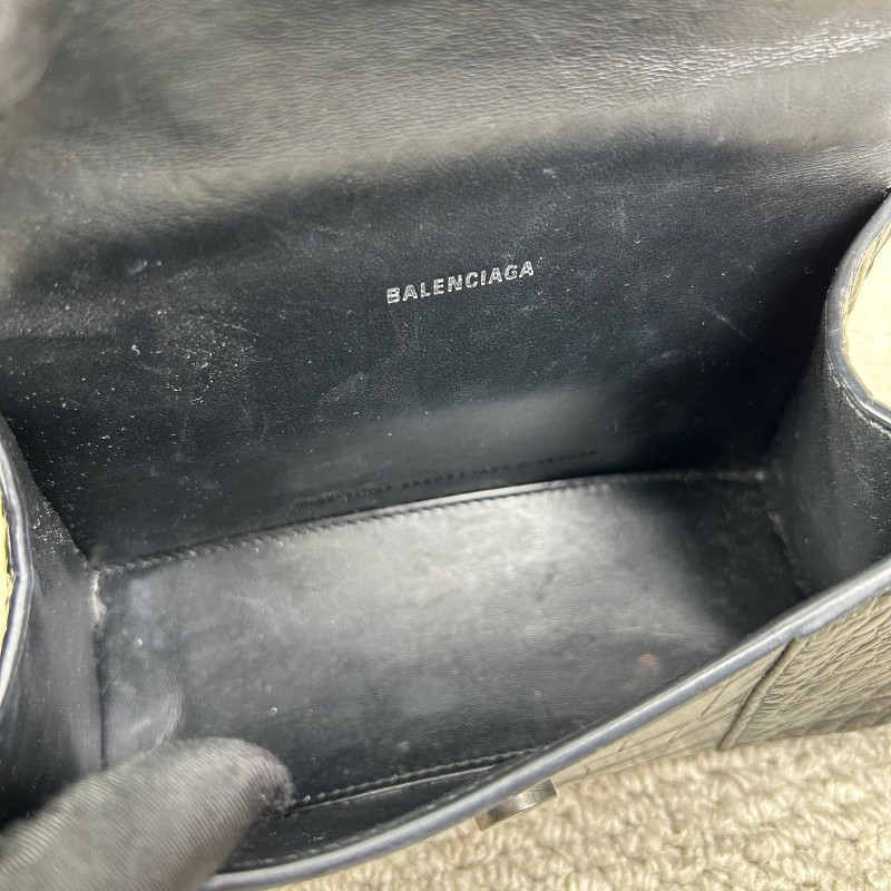 sh zym 巴黎世家Balenciaga hourglass 黑扣鱷魚紋沙漏包 磨砂黑扣更顯高級 有肩帶 可單肩可斜挎可手提 日常百搭 拍照超出片-12