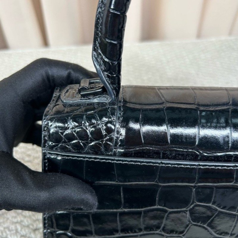 sh zym 巴黎世家Balenciaga hourglass 黑扣鱷魚紋沙漏包 磨砂黑扣更顯高級 有肩帶 可單肩可斜挎可手提 日常百搭 拍照超出片-13