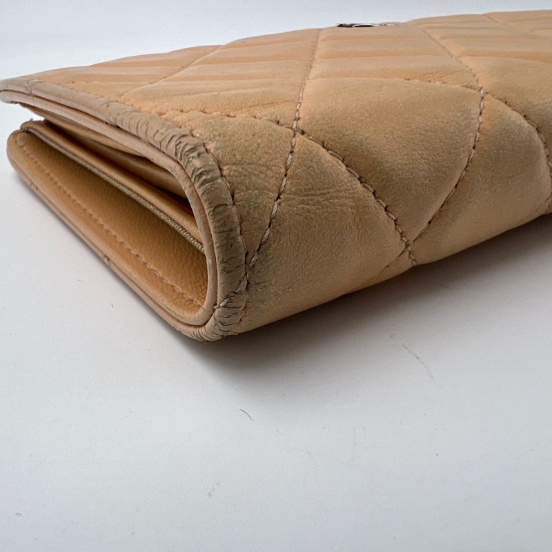 Chanel 菱格紋長款對折皮夾-12