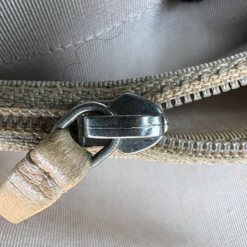 Chanel 菱格紋長款對折皮夾-21