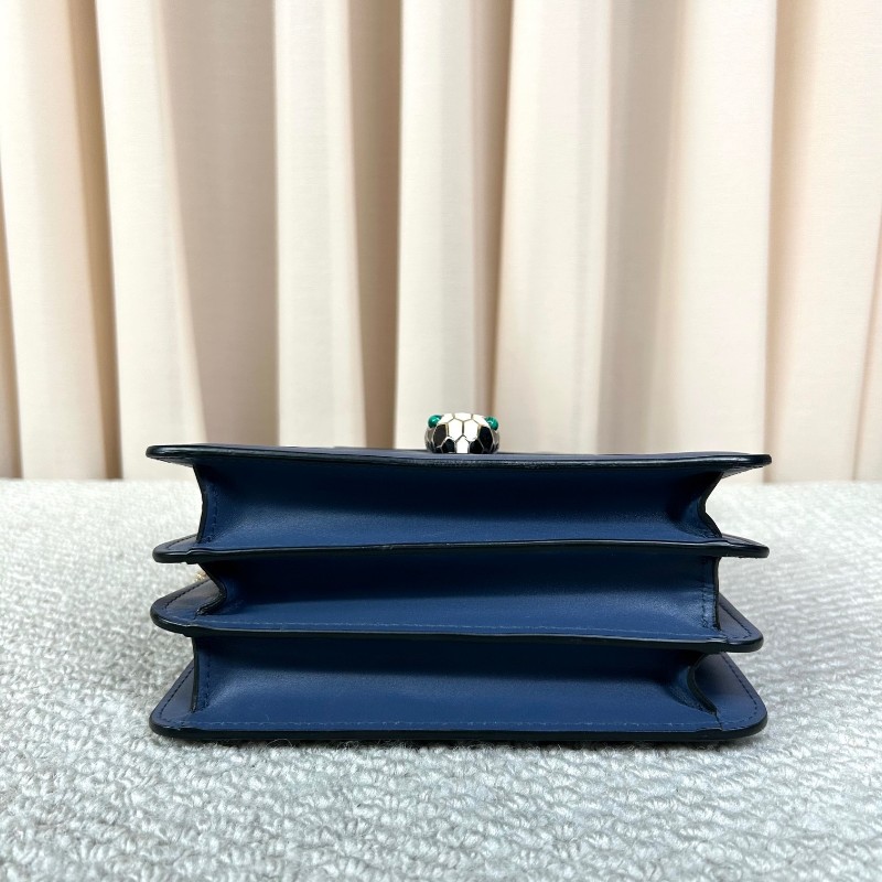 寶格麗Bvlgari藍色蛇頭風琴包 經典蛇頭 銀色五金 包型立體飽滿 可單肩可斜挎可手提 容量實用 日常通勤百搭氣質款-3