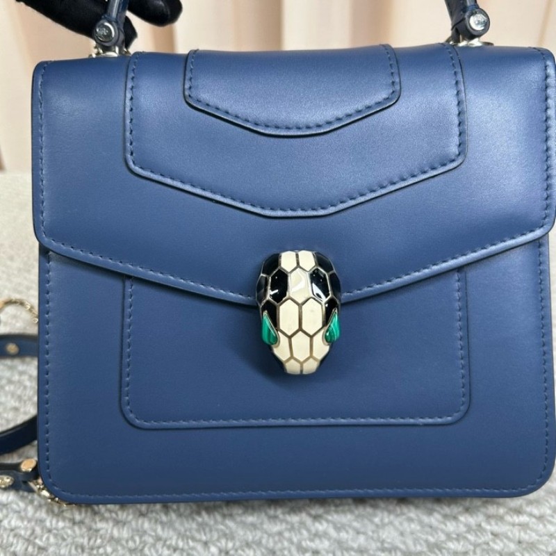 寶格麗Bvlgari藍色蛇頭風琴包 經典蛇頭 銀色五金 包型立體飽滿 可單肩可斜挎可手提 容量實用 日常通勤百搭氣質款-12