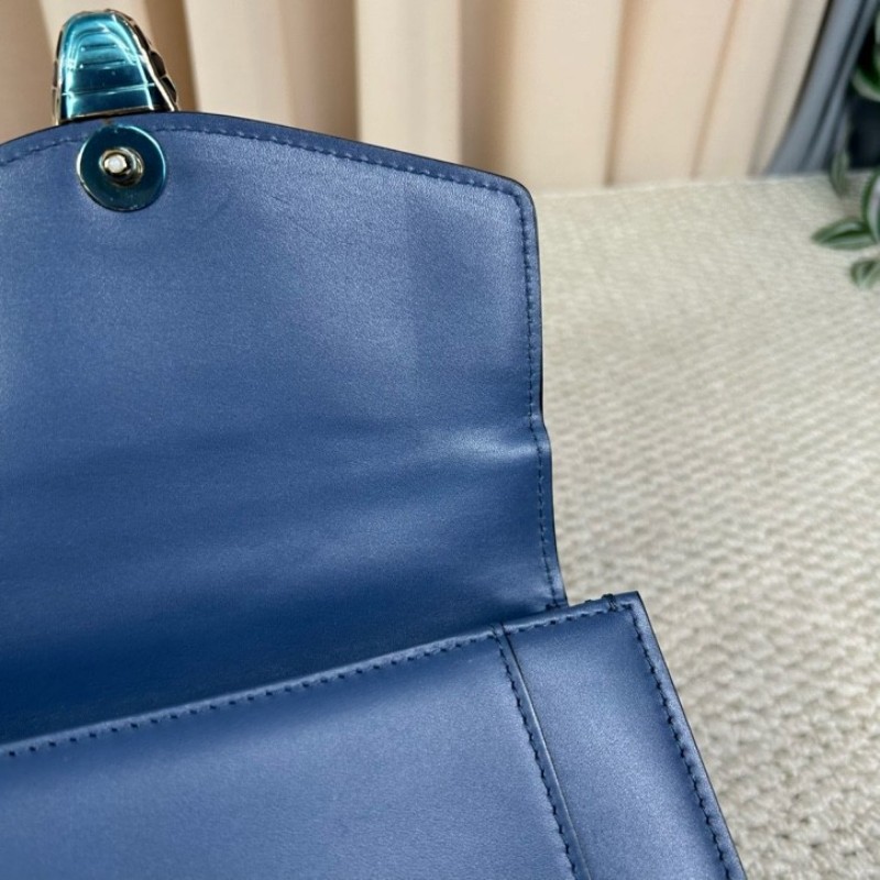 寶格麗Bvlgari藍色蛇頭風琴包 經典蛇頭 銀色五金 包型立體飽滿 可單肩可斜挎可手提 容量實用 日常通勤百搭氣質款-17