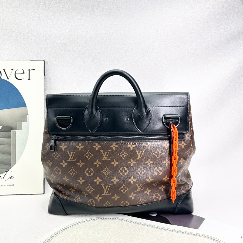 路易威登/Louis Vuitton   steamer 
lv 郵差包 男包 斜挎單肩 內裡容量大 短途出差皆可-1