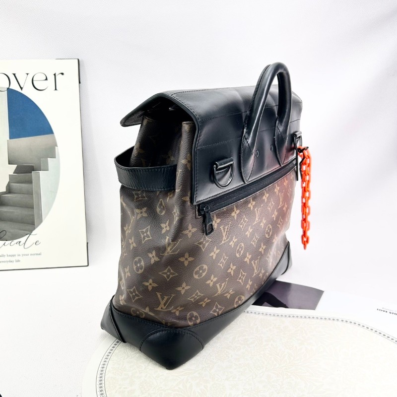 路易威登/Louis Vuitton   steamer 
lv 郵差包 男包 斜挎單肩 內裡容量大 短途出差皆可-3