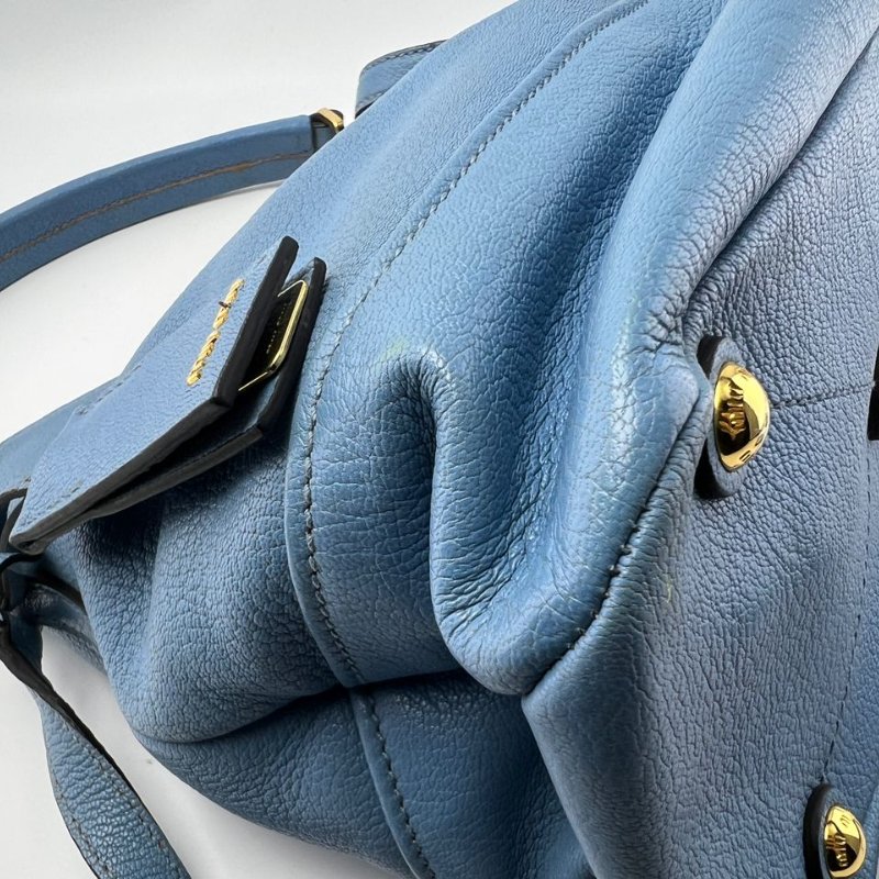 Miu Miu 鎖扣水桶包-9