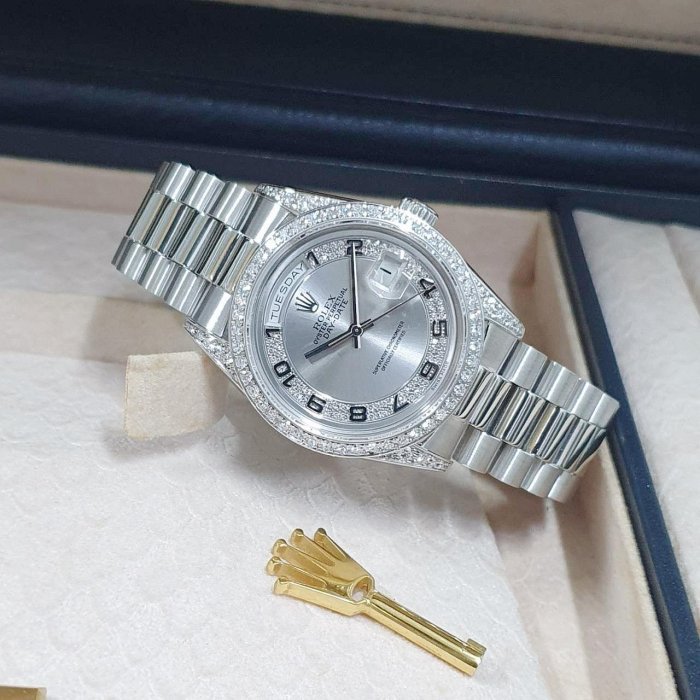 【大眾名錶】ROLEX 勞力士 18296 Day-Date MA多層鑽面盤 原廠鑽腳 後加鑽圈 B773-1