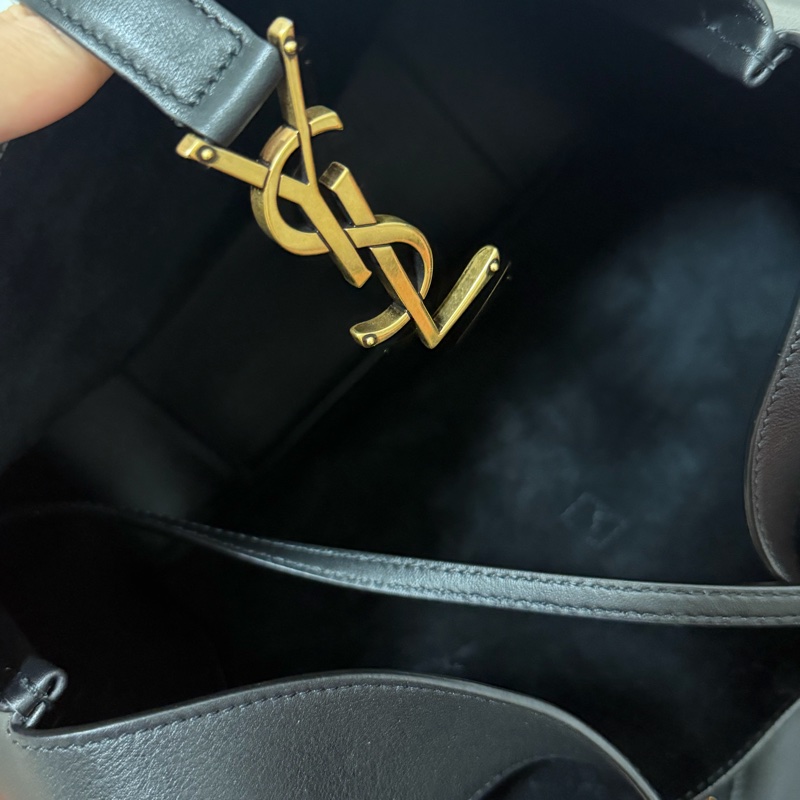 YSL聖羅蘭大號Hobo腋下包LE5À7-5