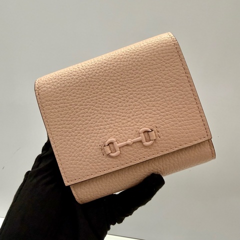古馳 GUCCI HORSEBIT 馬銜扣皮革粉色短夾 745981