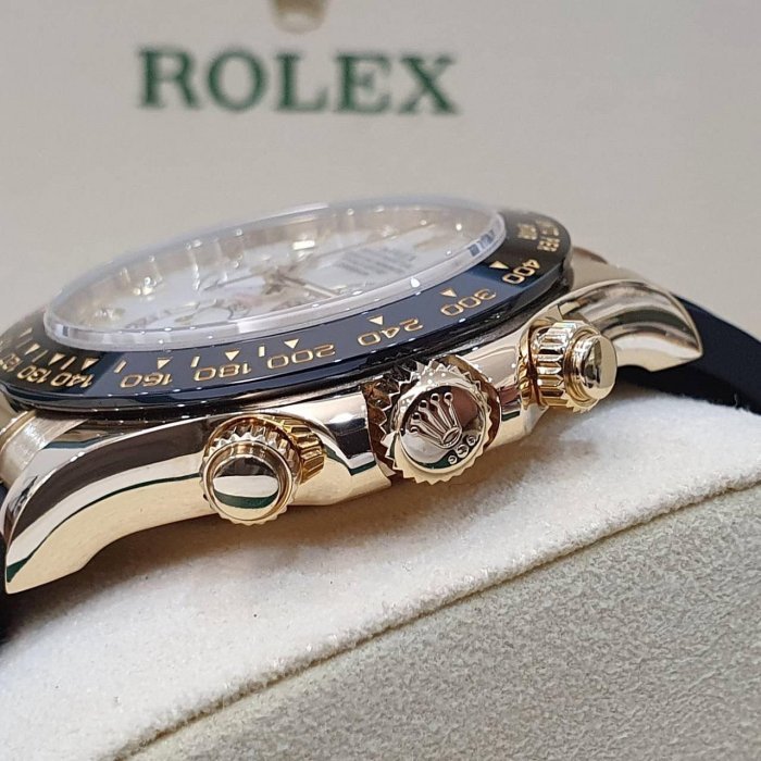【大眾名錶】ROLEX 勞力士 116518LN Daytona迪通拿 白貝八鑽面盤 膠帶款 18K黃金 2018/11 黑陶瓷圈 B1205-6