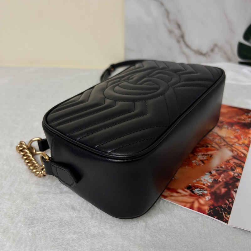 Gucci 雙 G Marmont 中號相機包-16