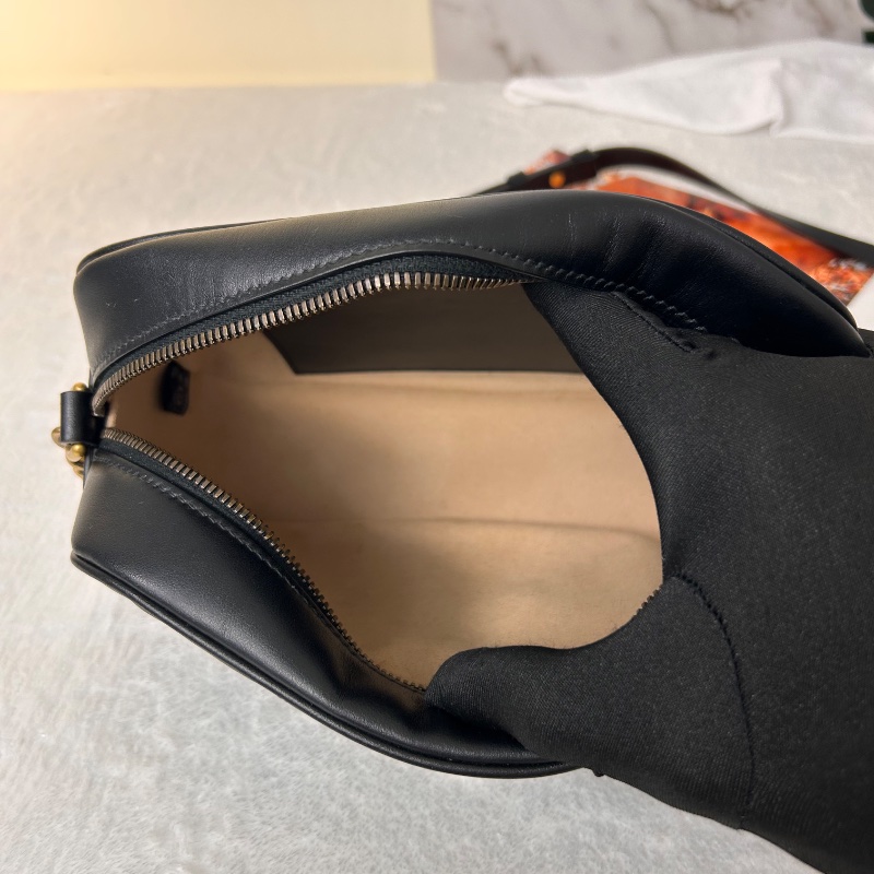 Gucci 雙 G Marmont 中號相機包-20