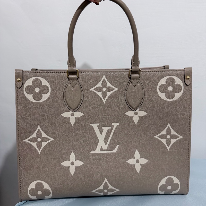 LV ONTHEGO MM-0