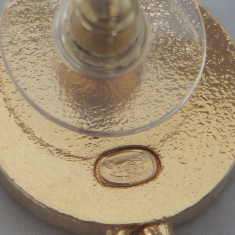 Chanel 24c🌈現品實拍 🌈金色熔岩圓雙C耳環👏9.8成新 未使用閒置品-28