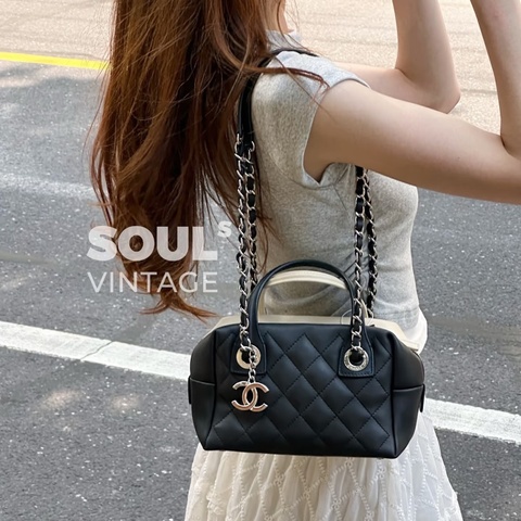 ✨Chanel mini黑白雙色保齡球包  2way🤍